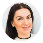 Sarah Nguyen - verified Team Removals customer review